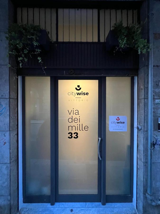 Citywise Vittorio - Independent Apartment Near Bari Central Station Exterior foto